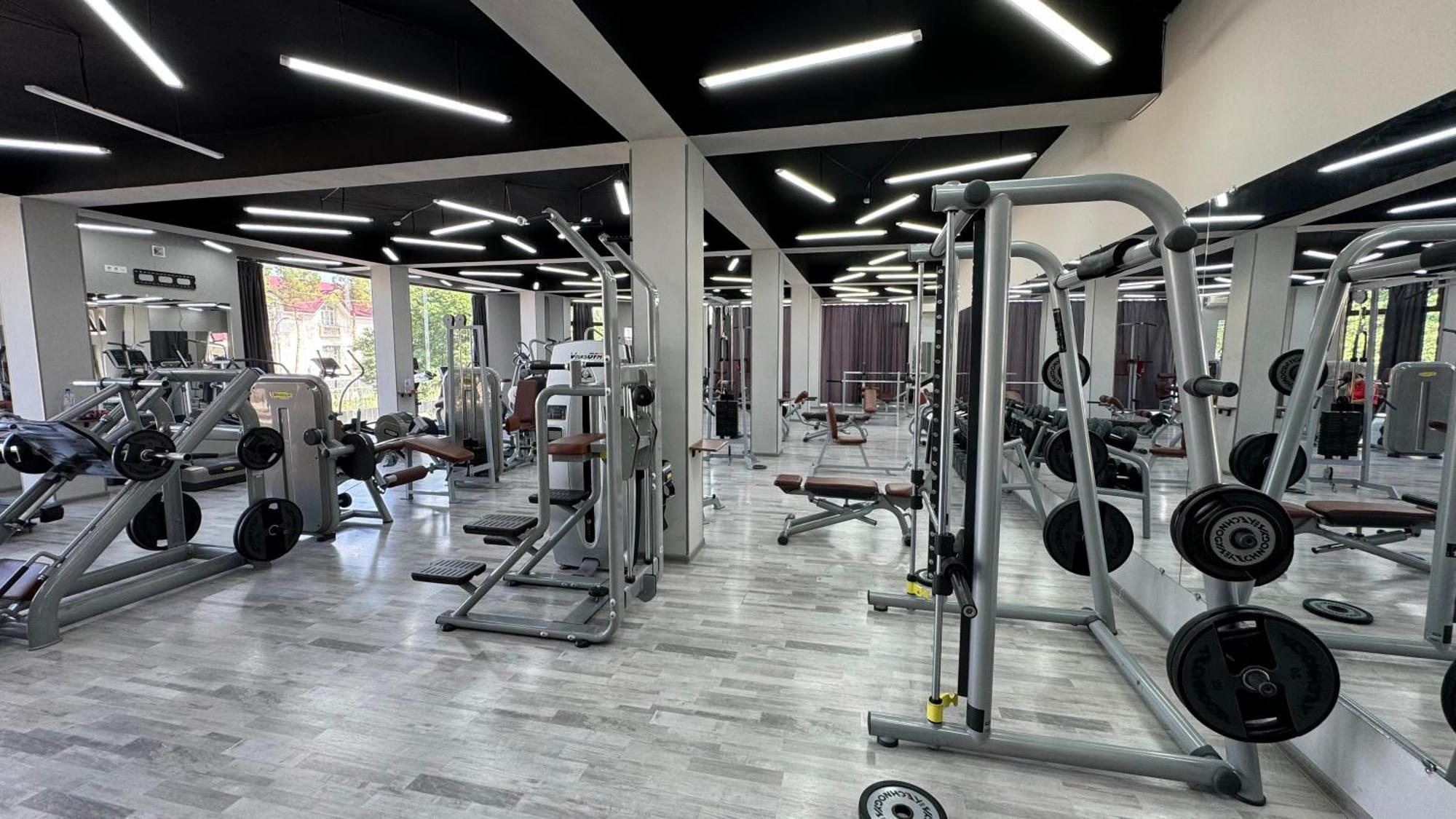 Energy Hotel Tashkent Esterno foto
